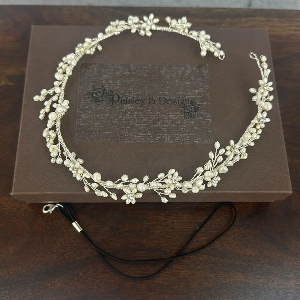 PAISLEY B. DESIGNS Ivory Pearl Rhinestone Headband w/Elastic Bridal Veil NEW!